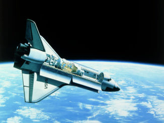 artwork-of-space-shuttle-in-orbit-david-parkerscience-photo-library